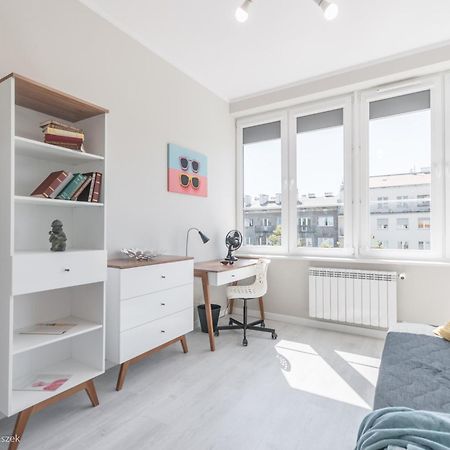 Room, Aleja Niepodleglosci 148, Center, Sgh, Pole Mokotowskie وارسو المظهر الخارجي الصورة